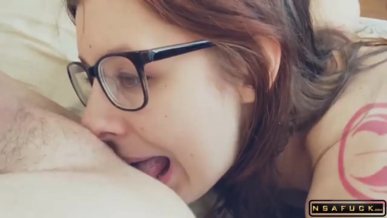 Nerdy Brunette Babe Chokes On A Big Dick And Enjoys Anal Sex
